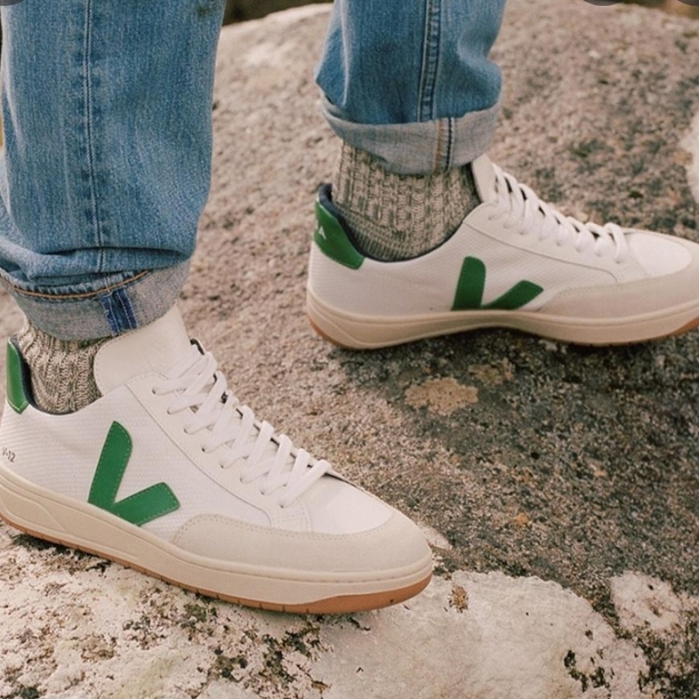 Veja V-12 B-Mesh White Emeraude size 9
